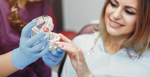 Decoding the Pros and Cons of Invisalign Treatment